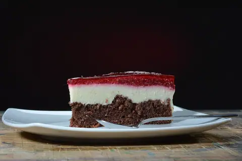 BAKE photo 4